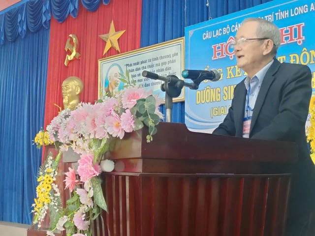 Ông Trịnh Hùng, Chủ nhiệm câu lạc bộ hưu trí tỉnh Long An